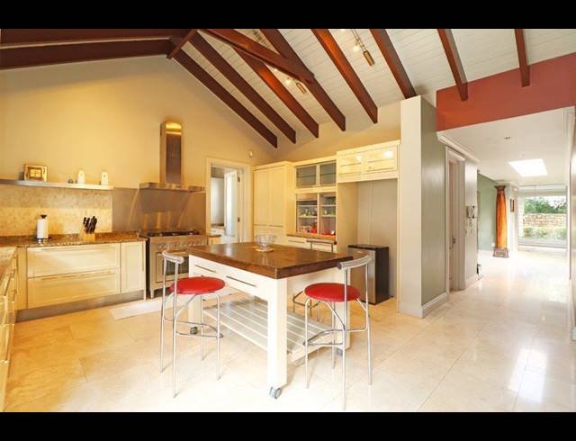 4 BEDROOM HOUSE TO LET IN SAXONWOLD
